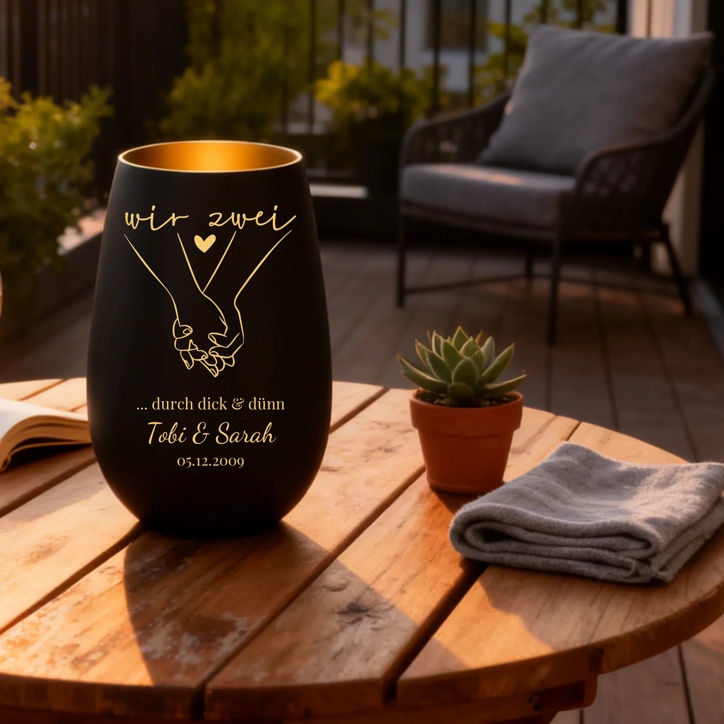 posflo_52x100_laserwindlightblackgold