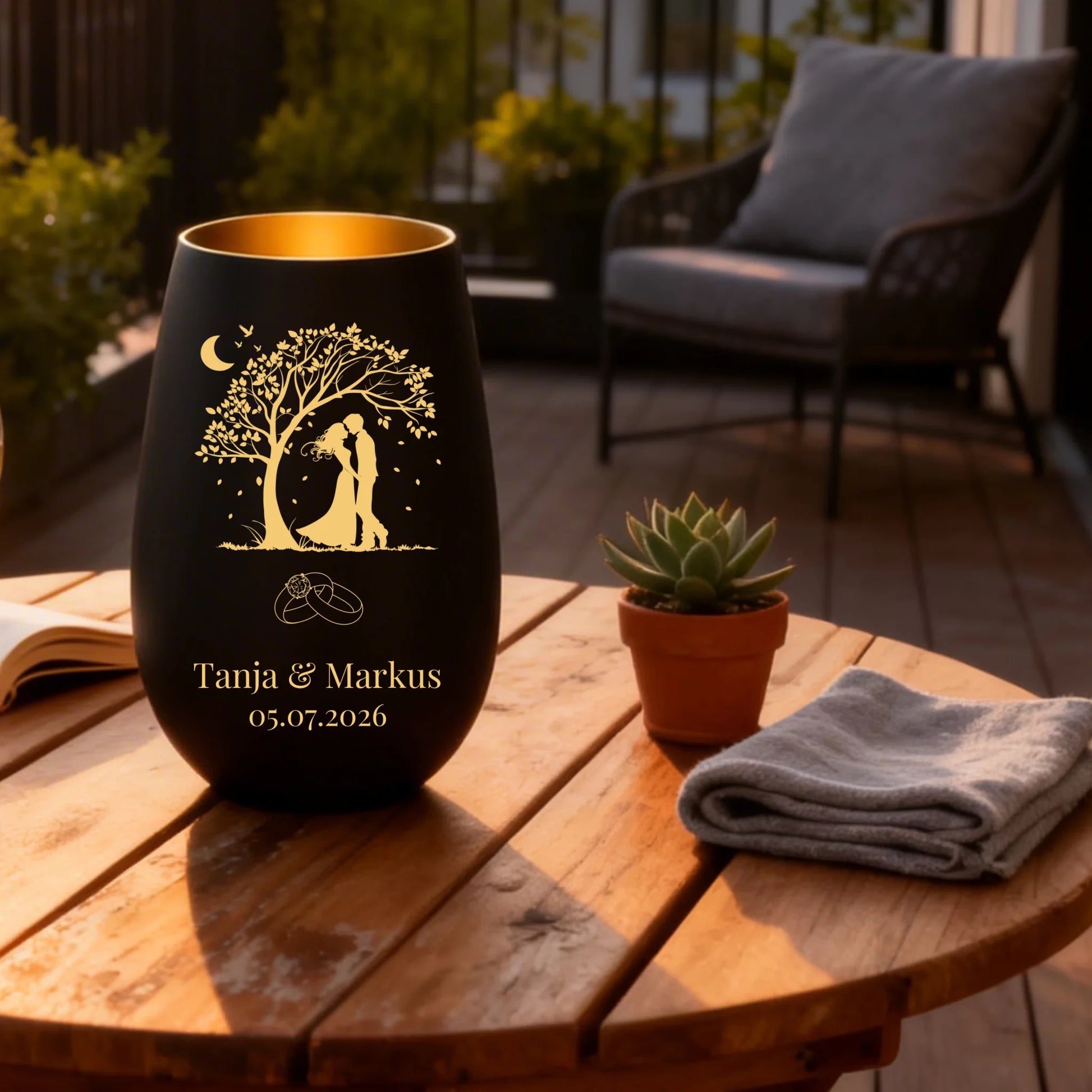 posflo_52x100_laserwindlightblackgold