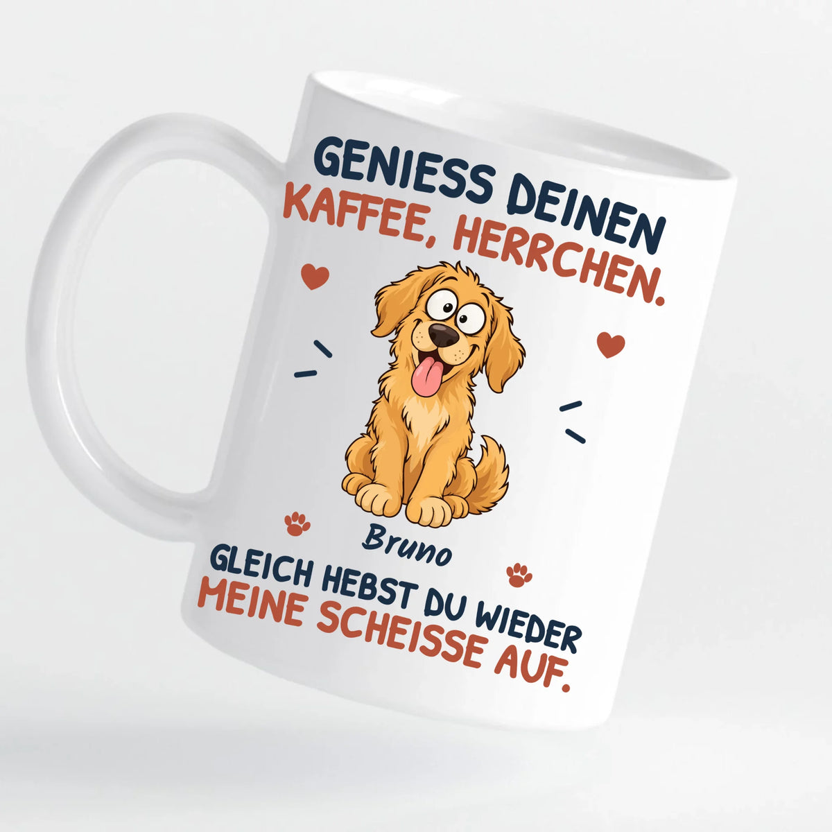Weiße Tasse „Genieß deinen Kaffee, Herrchen“ mit Comic-Hund und Namen
