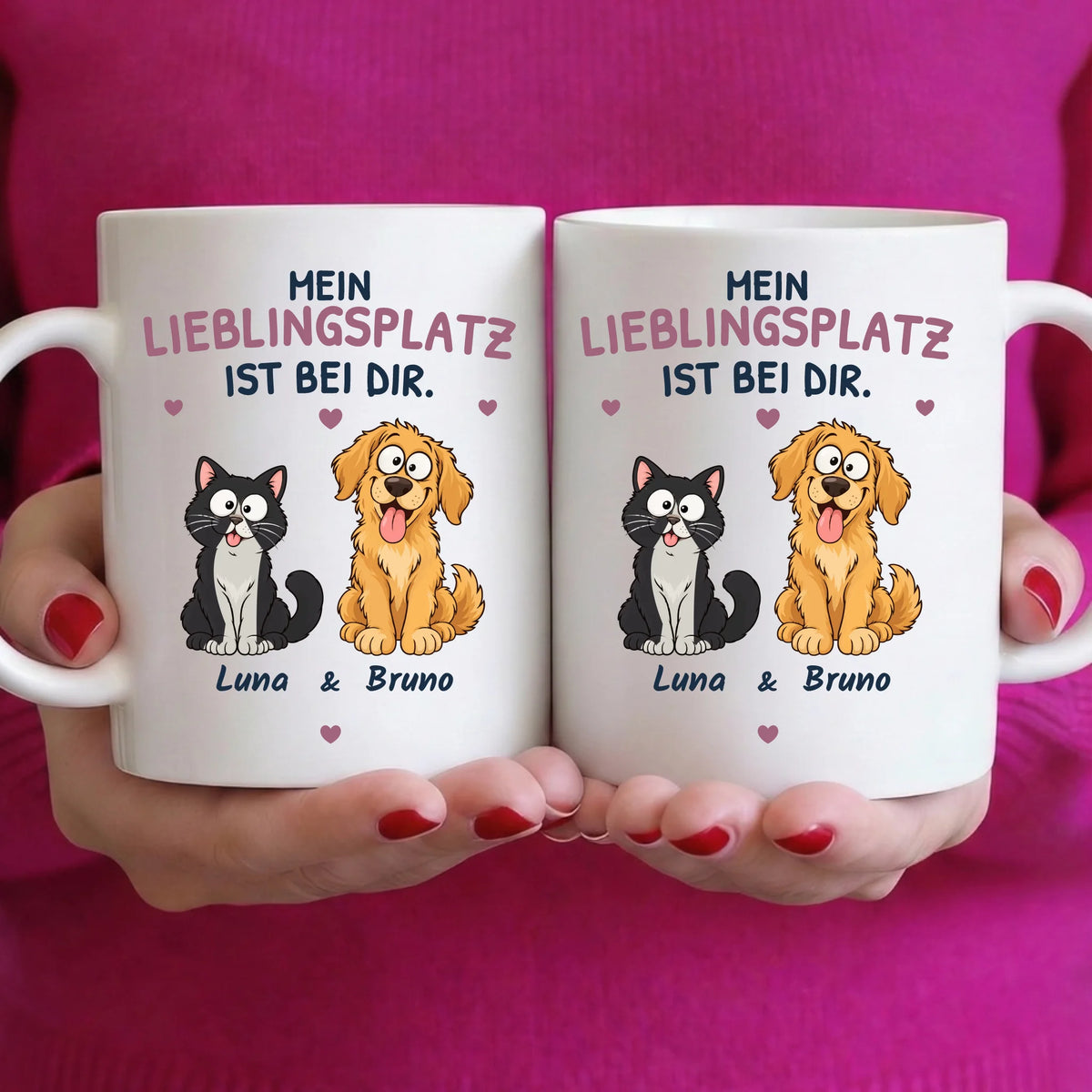 Personalisierbare Tasse „Mein Lieblingsplatz ist bei dir“ mit Katze, Hund und Namen – Motiv auf beiden Seiten
