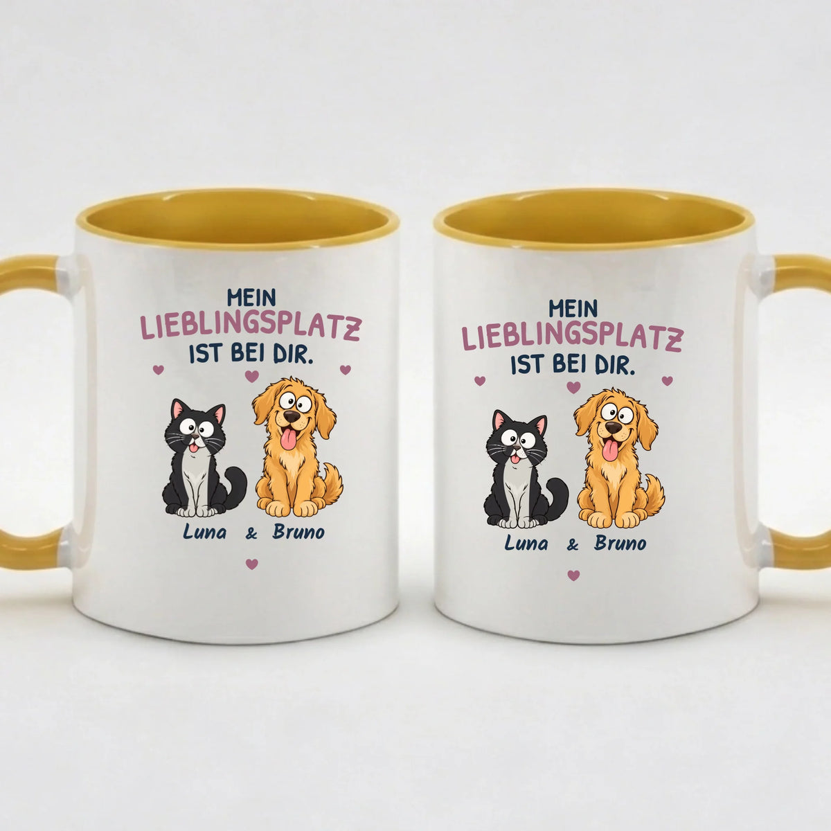Two-Tone-Tasse „Mein Lieblingsplatz ist bei dir“ in Gelb – Motiv auf beiden Seiten