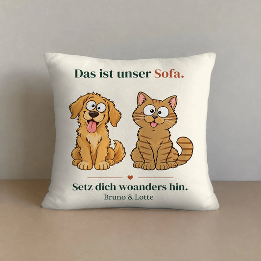 Personalisierbares Premium-Kissen „Das ist unser Sofa“ mit Hund, Katze und Namen, 40 x 40 cm