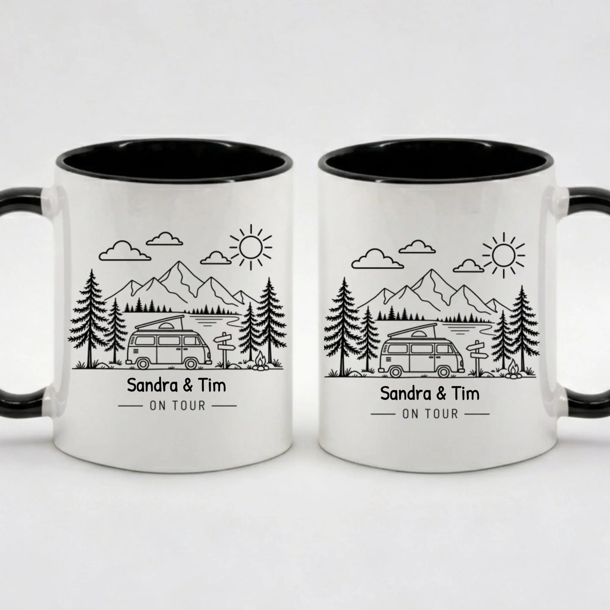Two-Tone-Tasse „Camping-Freude“ mit Campingbus-Motiv und Namen in Schwarz