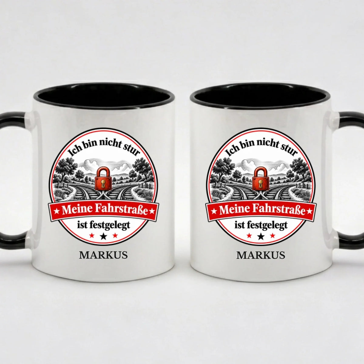 Two-Tone-Tasse „Meine Fahrstraße ist festgelegt“ in Schwarz mit Name
